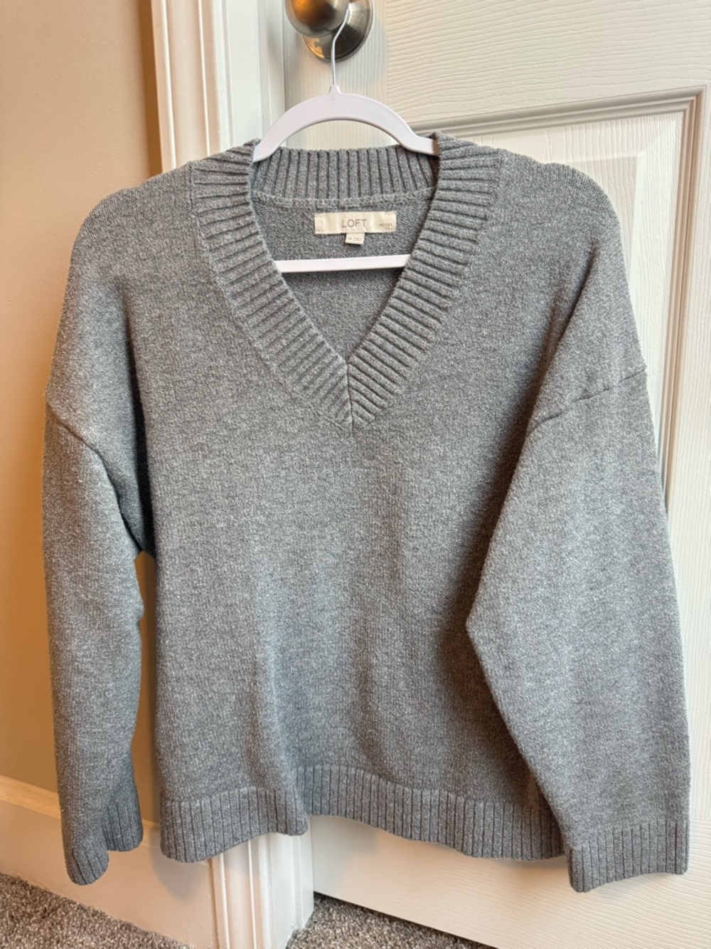 LOFT Light Gray V-Neck Knit Pullover